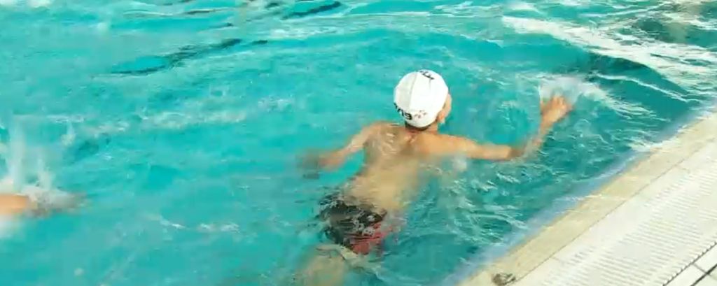 REPORTAGE - Pourquoi un collégien marseillais sur deux ne sait pas nager