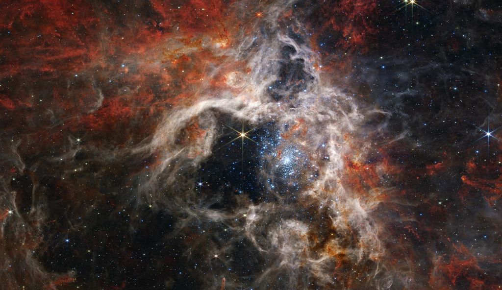 Espace : le télescope James Webb révèle de sublimes images de la nébuleuse de la Tarentule