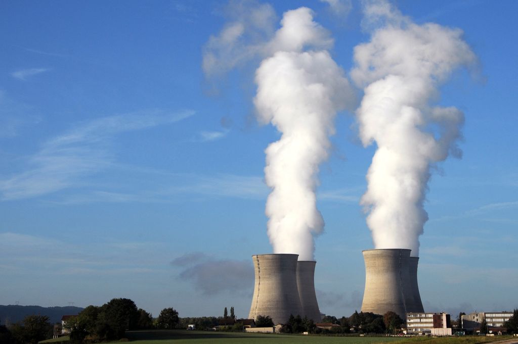 Face à la canicule, EDF pourrait réduire la production de deux centrales nucléaires ce week-end