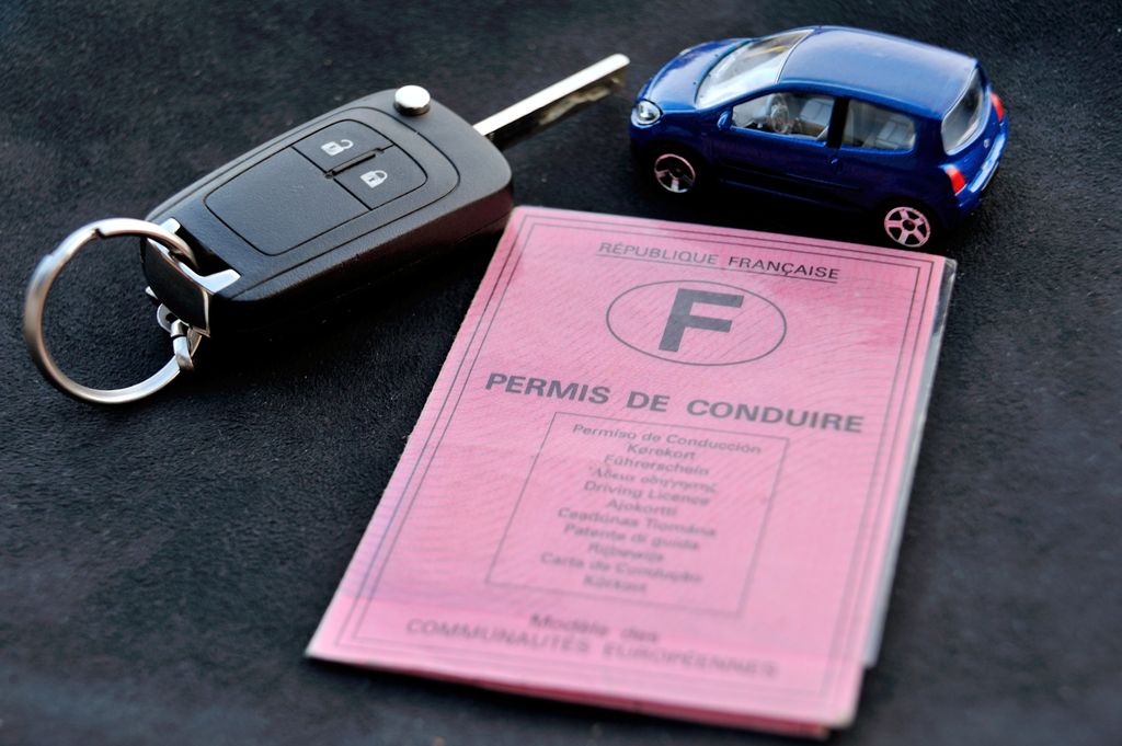 Darmanin envisage un permis de conduire probatoire sur le modèle belge : de quoi s'agit-il ?