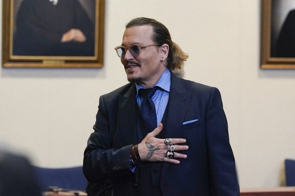 Johnny Depp en couple avec son avocate... mais pas celle que vous croyez