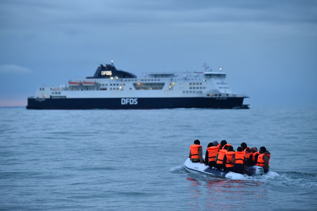 Pas-de-Calais : des enfants migrants de 1 à 16 ans secourus lors d'une tentative de traversée