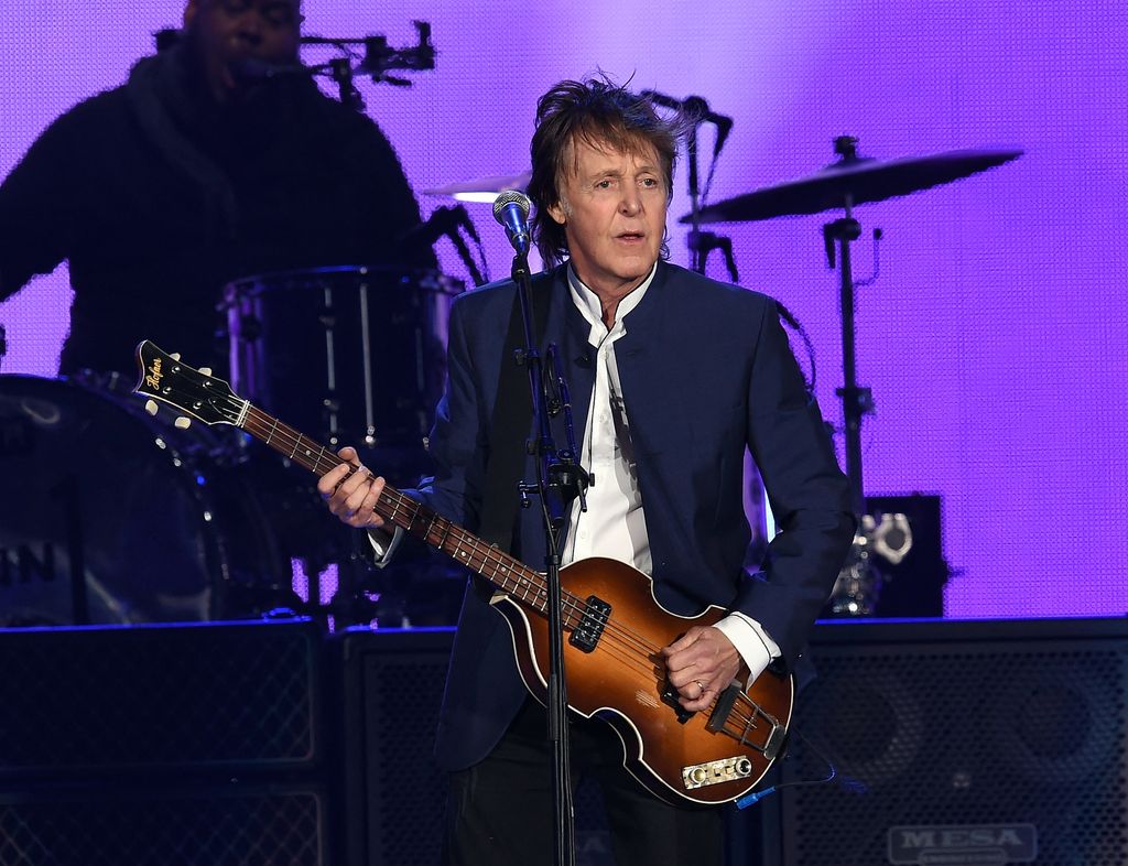 Disparue il y a 50 ans, la légendaire basse de Paul McCartney fait l'objet d'une quête mondiale