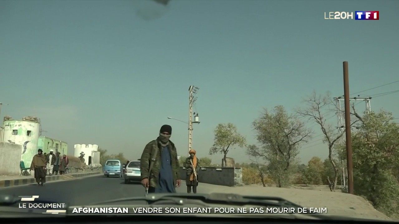 DOCUMENT TF1 : en Afghanistan, des parents contraints de vendre leurs enfants pour survivre