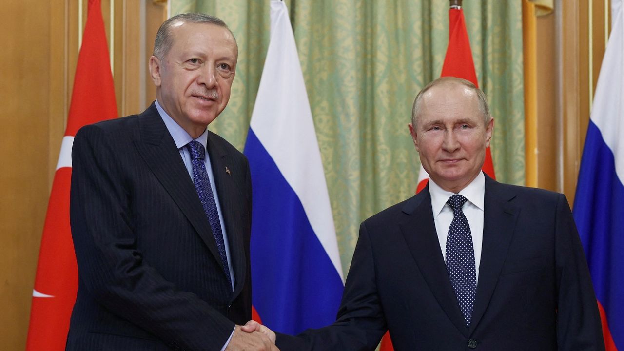 EN DIRECT - Guerre en Ukraine : Erdogan demande à Poutine d'entamer des négociations de paix