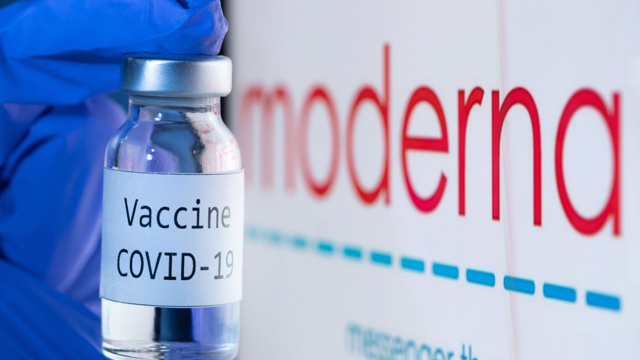 Covid-19 : l'Union européenne réserve 15 millions de doses du vaccin modifié contre Omicron