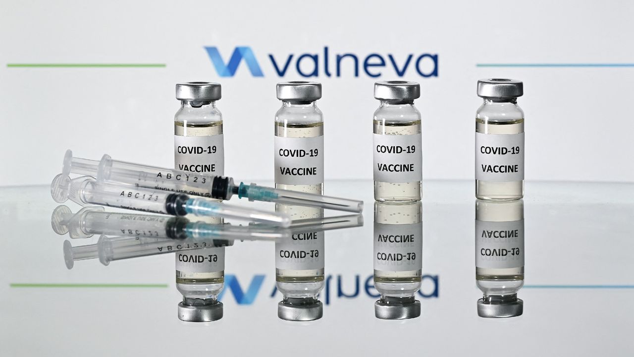 Vaccins Covid : la Commission européenne remet-elle vraiment en cause son contrat avec Valneva pour favoriser Pfizer ?