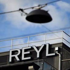La banque Reyl est installée en Suisse.