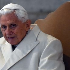 Le pape Benoît XVI au Vatican le 8 décembre 2015.