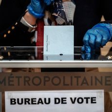 Un bureau de vote, le 15 mars 2020 à Lyon.