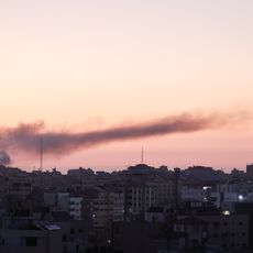 Gaza touchée par les bombardements israéliens. Hamas et Israël ont échangé des tirs jusqu'aux premières heures du matin.