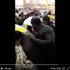 Sur Internet, une vidéo est censée montrer la pénurie actuelle de l'huile de tournesol dans les supermarchés