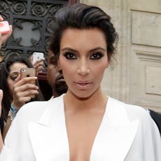 Kim Kardashian a été agressée et braquée dans un palace à Paris en octobre 2016