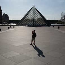 Le Musée du Louvre conseille de réserver son billet en ligne ce jeudi  5 décembre.