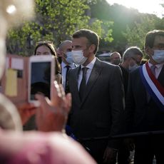 Emmanuel Macron à Saint-Cirq-Lapopie, le 2 juin 2021.