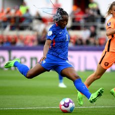 Si elle n'a pas tout réussi, Diani a beaucoup tenté contre les Pays-Bas. Très active, c'est elle qui a obtenu le penalty qui a fait la différence en prolongation. 