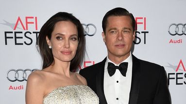 Angelina et Brad Pitt ont été officiellement ensemble de 2005 à 2016. 