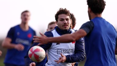 INTERVIEW - "Il est déjà au niveau" : Antoine Dupont vu par une légende du rugby à 7 avant son baptême du feu