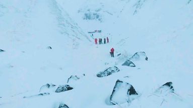 "On ne sait plus où on est" : un rescapé de l'avalanche mortelle du Puy-de-Dôme témoigne