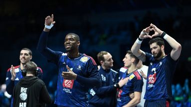 L'équipe de France de handball célèbre sa qualification en finale du championnat du monde 2023, le 27 janvier, en Suède.