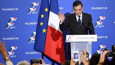 Silencieux depuis sa victoire à la primaire de la droite, Fillon assume sa stratégie