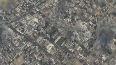 VIDÉO - La bande de Gaza bombardée et assiégée : les habitants sous le feu de la riposte israélienne