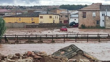 L'Espagne face à des pluies torrentielles, le centre du pays en alerte rouge