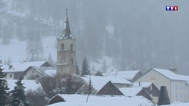 Hautes-Alpes : deux mètres de neige sont attendus dans le Queyras