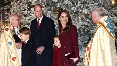 Le prince William, Kate et leurs enfants George et Charlotte assistent au concert de Noë "Royal Carols - Together for Christmas" à l'abbaye de Westminster le 15 décembre 2022.