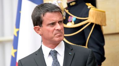 Revenu universel : Manuel Valls relance le débat, on fait le point
