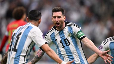Léo Messi célèbre son but avec l'Argentine contre le Mexique, le 26 novembre 2022.