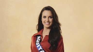 Lola Turpin est Miss Aquitaine pour Miss France 2024.