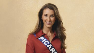 Charlotte Cresson est Miss Picardie pour Miss France 2024.