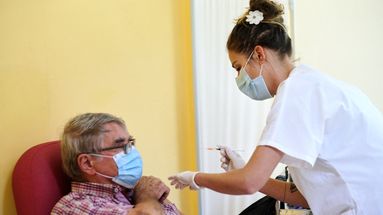 La Nouvelle-Calédonie va rendre la vaccination obligatoire pour les personnes éligibles. 
