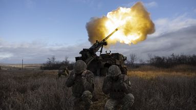 Guerre en Ukraine : la France prête à financer 12 nouveaux canons Caesar pour Kiev