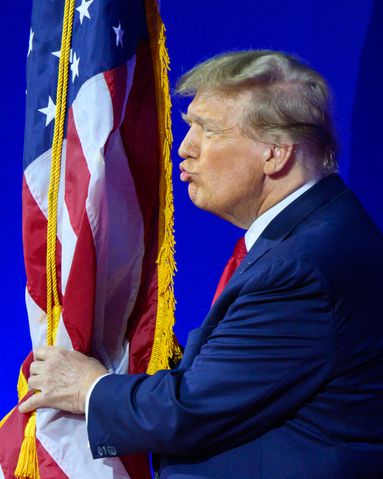 "Une grande victoire pour l'Amérique", applaudit Donald Trump, déclaré éligible dans le Colorado