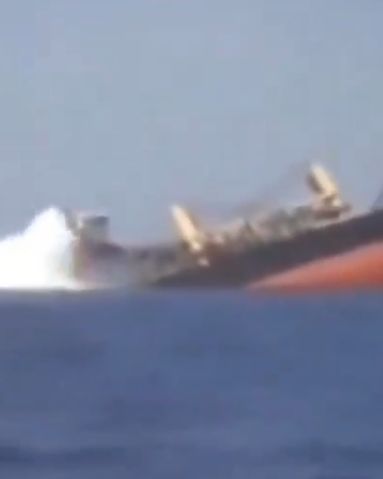 Gare à cette vidéo, présentée à tort comme celle d'un navire coulé en mer Rouge par une attaque des Houthis