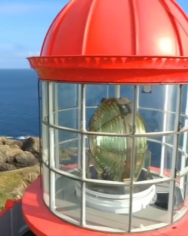 VIDEO - La côte bretonne de phare en phare