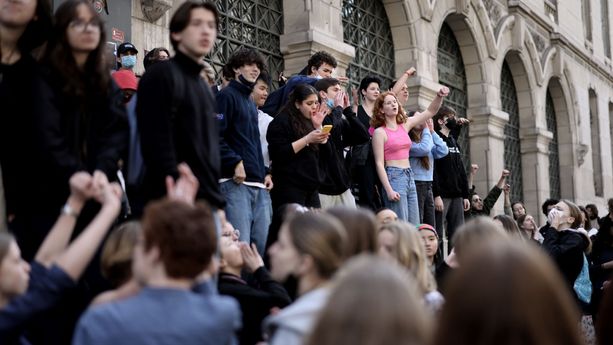 Fac fermée et lycées bloqués : des tensions en Île-de-France avant le second tour de la présidentielle
