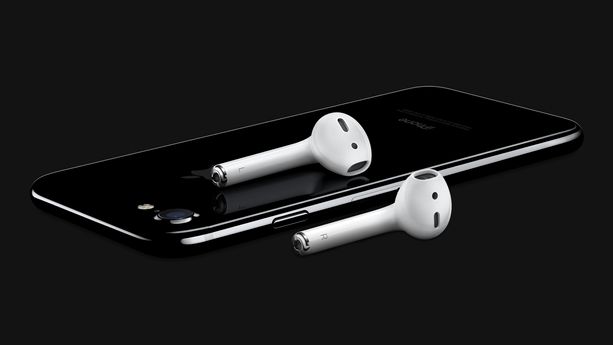 Apple lance enfin ses écouteurs sans fil AirPods