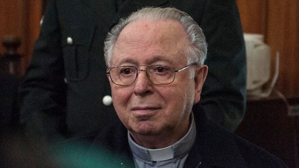 Le Pape réduit un prêtre chilien à l'état laïc pour pédophilie