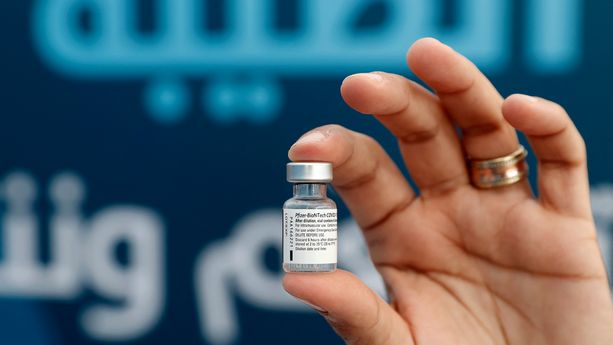 Vaccin contre le Covid-19 : après la troisième dose, la quatrième ?