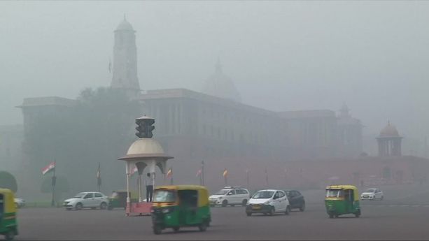 Les autorités de New Delhi vont pulvériser de l'eau au-dessus de la ville pour lutter contre le nuage de pollution