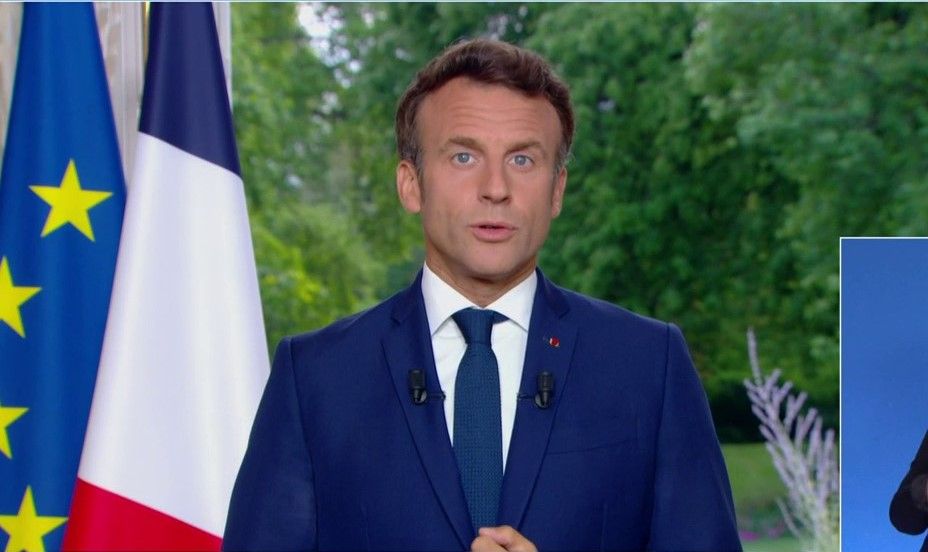 Emmanuel Macron : un gouvernement d'union nationale n'est 